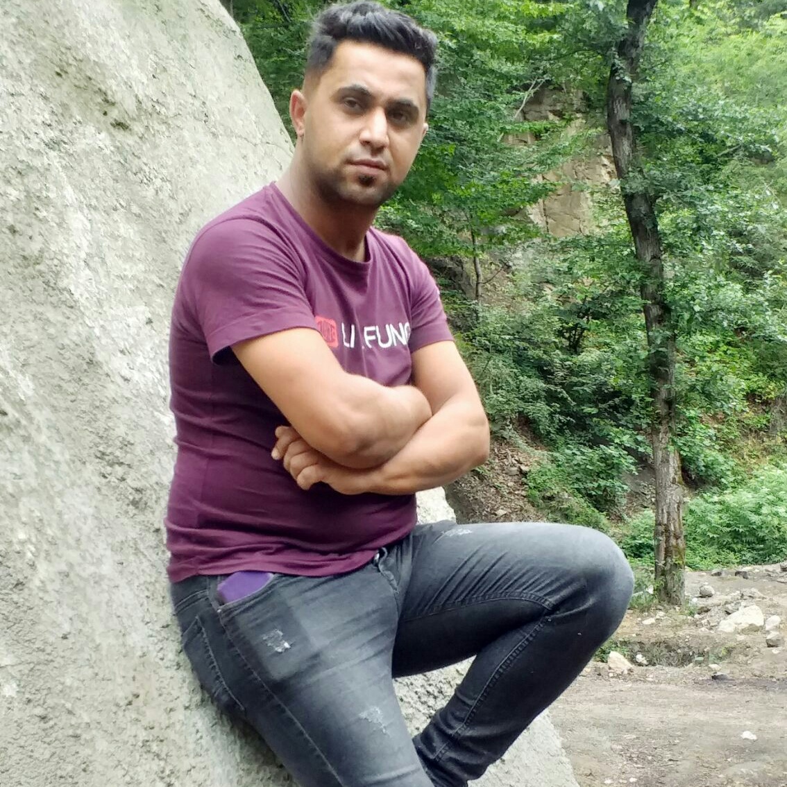 حامد نجفی چشم رنگی کیجا